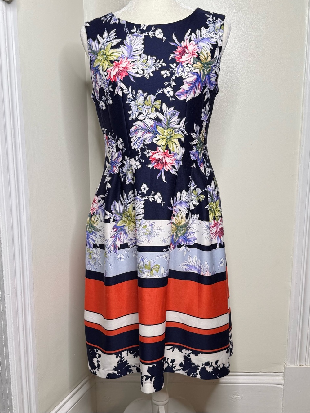 Roz & Ali Floral Midi Dress Women’s Size 6 Vibrant Pockets Brunch Altered? - Picture 2 of 16